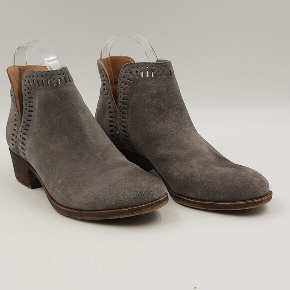 𝅺lucky BRAND Gray Cut-Out Laser Cut Ankle Booties Size 7.5/38 - Picture 2 of 11